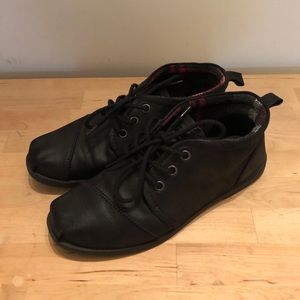 Sketchers Bobs Black Chukka Oxford Booties